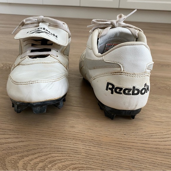 Ladies baseball cleats - Picture 3 of 5